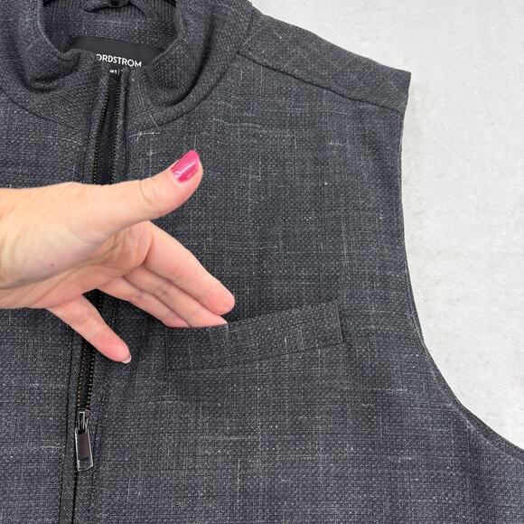 Nordstrom Vest Men's Size M Gray Tech Smart Wool Blend Full Zip Trim Fit Quilted - Picture 8 of 12